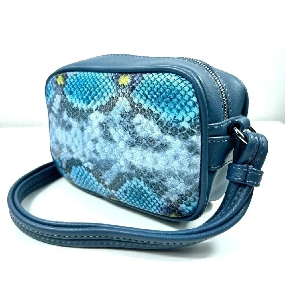 NWT Stylish Crossbody